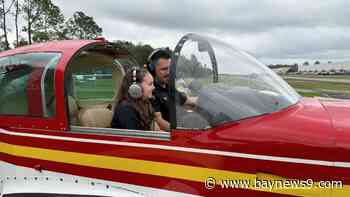 Tampa aviation club gives students access to STEM experiences
