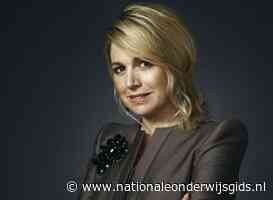 Koningin Máxima bezoekt school die meedoet aan jaarlijks Kerst Muziekgala