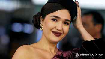 Kein Nagellack-Trend ist für Weihnachten 2024 eleganter als die Burgundy Chrome Nails