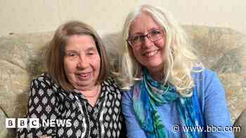 Dementia device seeks 100 people for further trials