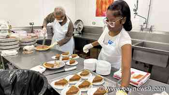 Metropolitan Ministries serves Thanksgiving meals for needy