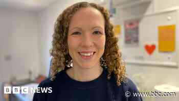 The musician who turned her hobby into a bakery