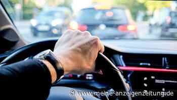 Gefahr schwerer Verletzungen: Vor diesen drei Sitzpositionen im Auto warnen Experten