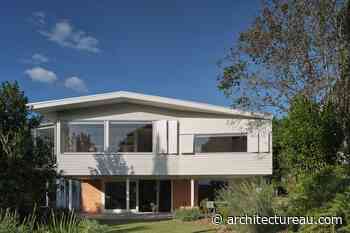 River Loop House by Vokes and Peters