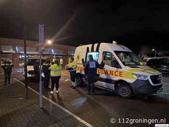 Konijn vast onder auto in Appingedam (video)