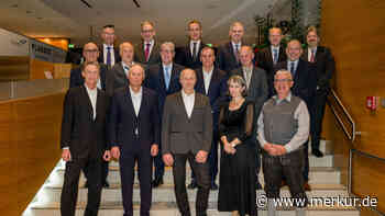 Bei der Jubilarehrung der Plansee Group zeigt sich Vorstandsvorsitzender Wex optimistisch