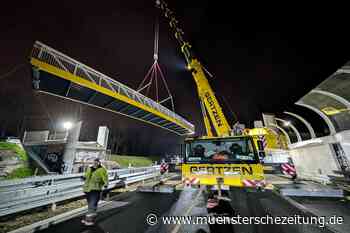 Jägerstegbrücke erfolgreich über der Umgehungsstraße eingehoben
