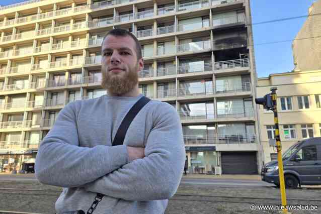 Ilir (26) herstelt zelf nog van zwaar ongeval, maar redde man uit brandend appartement: “Op zo’n moment handel je op adrenaline”
