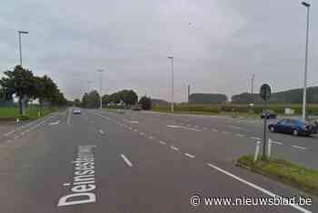 Brandweer moet geknelde persoon bevrijden na botsing vlak bij tankstation in Drongen