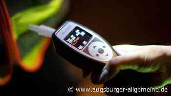 Betrunkener Fahrradfahrer bleibt an Gartenzaun in Pitzling hängen