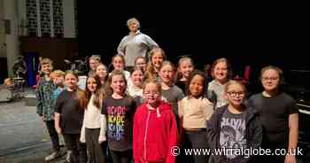 Bidston Avenue Primary School choir join Bill Ryder-Jones on stage
