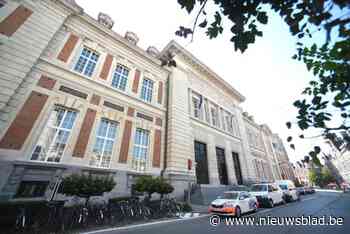 Man (69) voor rechter na belaging van buren: “Hij schrijft brieven waarin hij dreigt mijn huis af te branden”