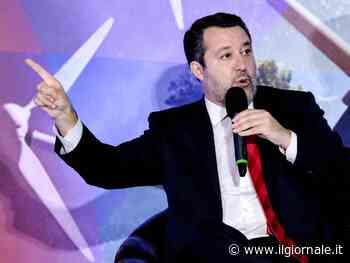 Salvini salta il Cdm "per motivi personali" e rientra a Milano