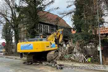 Historischer Tag in Peckelsheim: „Alte Apotheke“ wird abgerissen