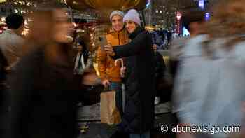 One Tech Tip: Home for the holidays? Show relatives you care with some tech support