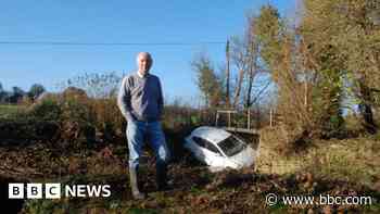 Flood rescuer: 'I was not going to let a woman die'