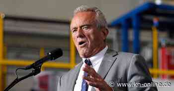 Künftiger US-Gesundheitsminister frittiert Truthahn barfuß ohne Handschuhe im Eimer