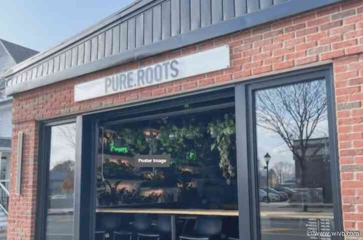 Hamburg village shops local on Holly Jolly Weekend