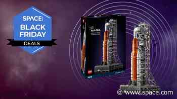 We're over the moon with £33 off this massive Lego Icons NASA Artemis rocket set