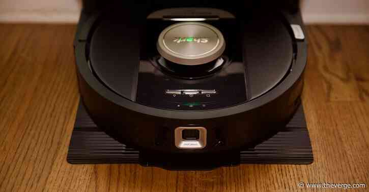 The best Black Friday robot vacuum deals from iRobot, Roborock, and more