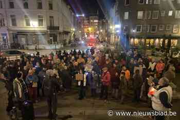 Borgerhoutenaren voeren voor derde keer actie aan districtshuis: “Hopelijk brengt de Sint een progressief bestuur”