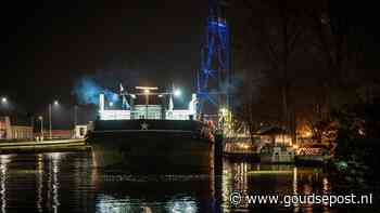 Opnieuw botst containerschip tegen brug, dit keer Coenecoopbrug