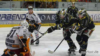 Tölzer Löwen siegen 7:3 gegen EV Füssen: Denkwürdige zwei Minuten