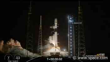 SpaceX lofts 24 Starlink satellites in midnight launch from Florida