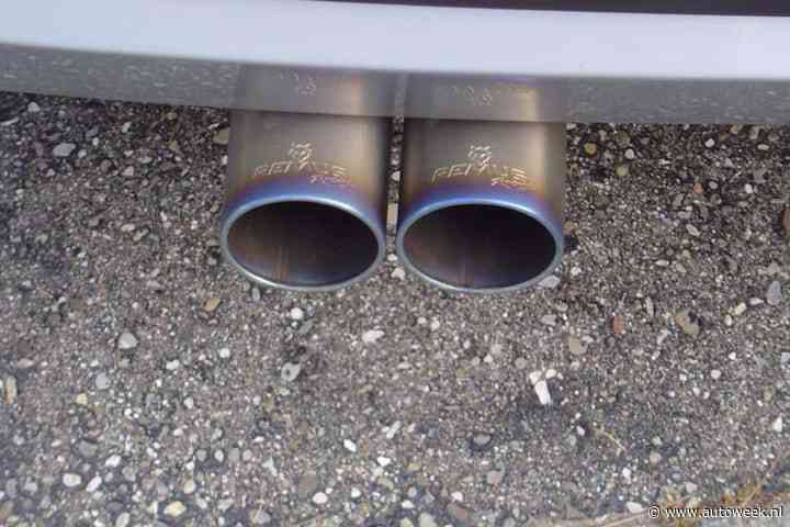 Auto in Alphen maakt evenveel lawaai als brandweerauto met sirene