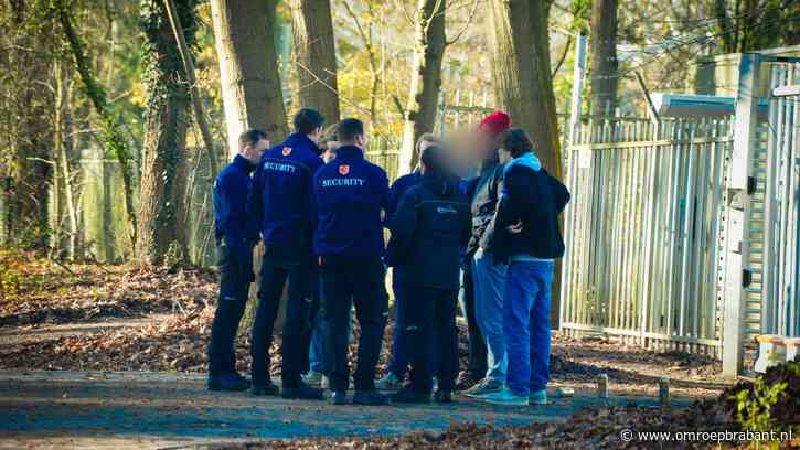 Onrustig dagje Efteling; dronken groep uit park gezet, medewerker geslagen
