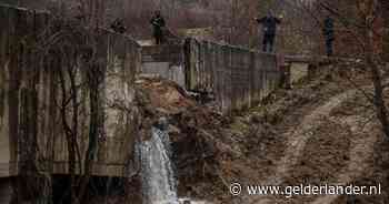 ‘Enorme wapenvondst’ en acht arrestaties na ontploffing bij energiecentrale Kosovo