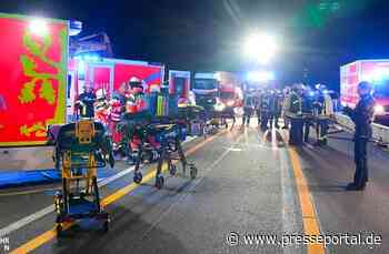 FW Hagen: Verkehrsunfall mit vielen Verletzten, Lkw und mehrere Pkw beteiligt.