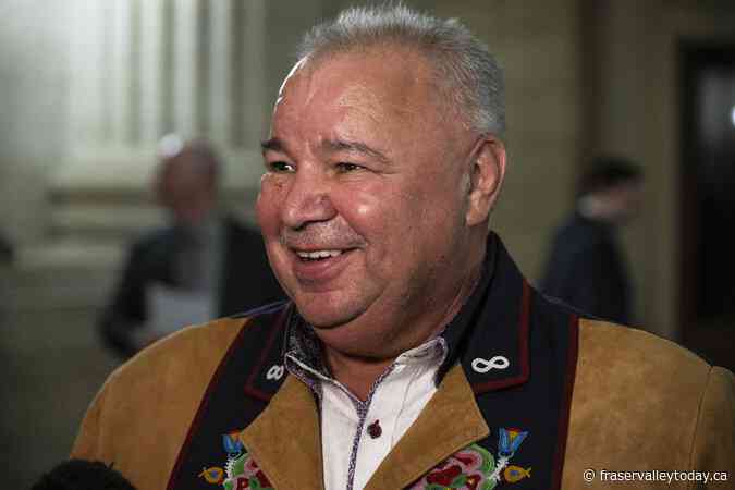 First Métis group signs modern treaty with the federal government