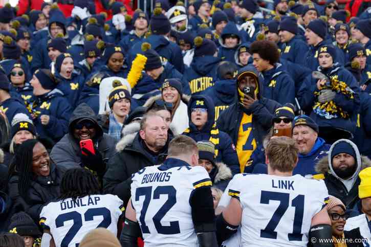 Michigan, Ohio State players brawl after Wolverines beat No. 2 Buckeyes. Police use pepper spray