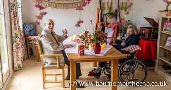 Couple enjoy anniversary celebrations in dementia care home