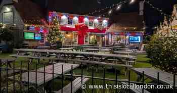 The Sidcup pub ready for Christmas with showstopper festive decorations
