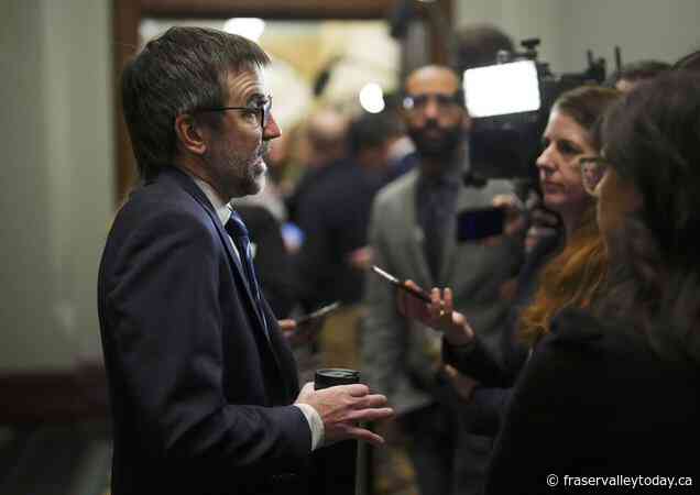 Guilbeault disappointed as plastic treaty talks end with no deal