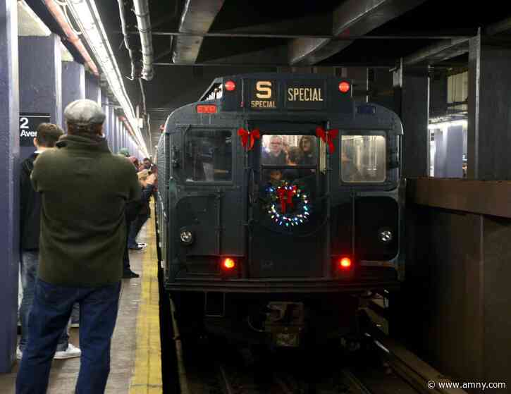 Holiday Nostalgia Rides are back in the NYC subways! Here’s when you can catch a vintage train.