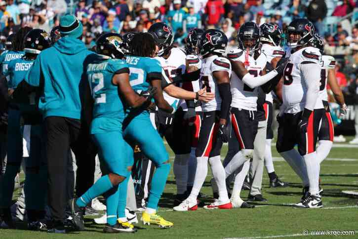 Scuffles break out after Jaguars QB Trevor Lawrence suffers violent hit