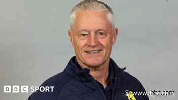 Larsen quits as Warwickshire performance director