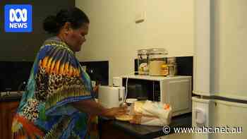 Rebecca is living in a hotel with five kids while they wait for social housing