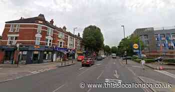 Man taken to hospital after stabbing in busy Croydon road