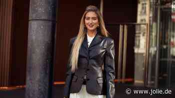 "Golden Milk Hair": Der neue Haarfarben-Trend, der Haare zum Glänzen bringt