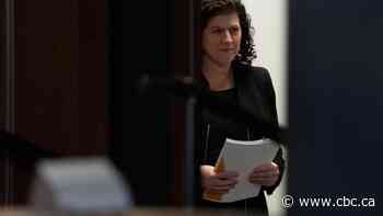 Federal auditor says pandemic loan program lacked control of contract spending