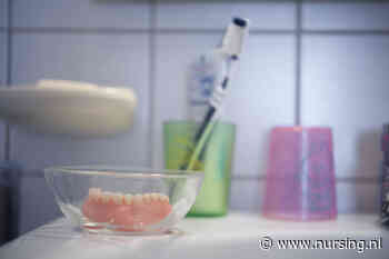 Je cliënt weigert mondverzorging: 5 stappen om hem te motiveren