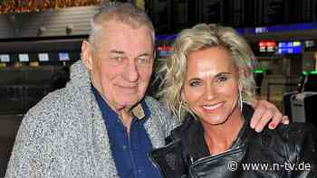 Ehefrau überrascht ihn: Heinz Hoenig bricht in Tränen aus