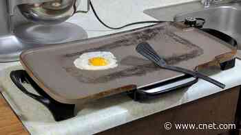 This Unscratchable Ceramic Griddle Blew Me Away, and It's on Sale for Cyber Monday