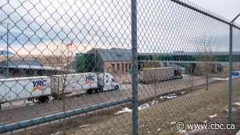 Alberta premier says border with the U.S. is 'leaky' — here's what the numbers say