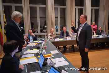 Gemeenteraadsleden leggen hun eed af in Ravels