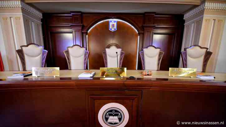 Het Roemeense Constitutionele Hof bekrachtigt de eerste ronde van de presidentiële race na een hertelling.